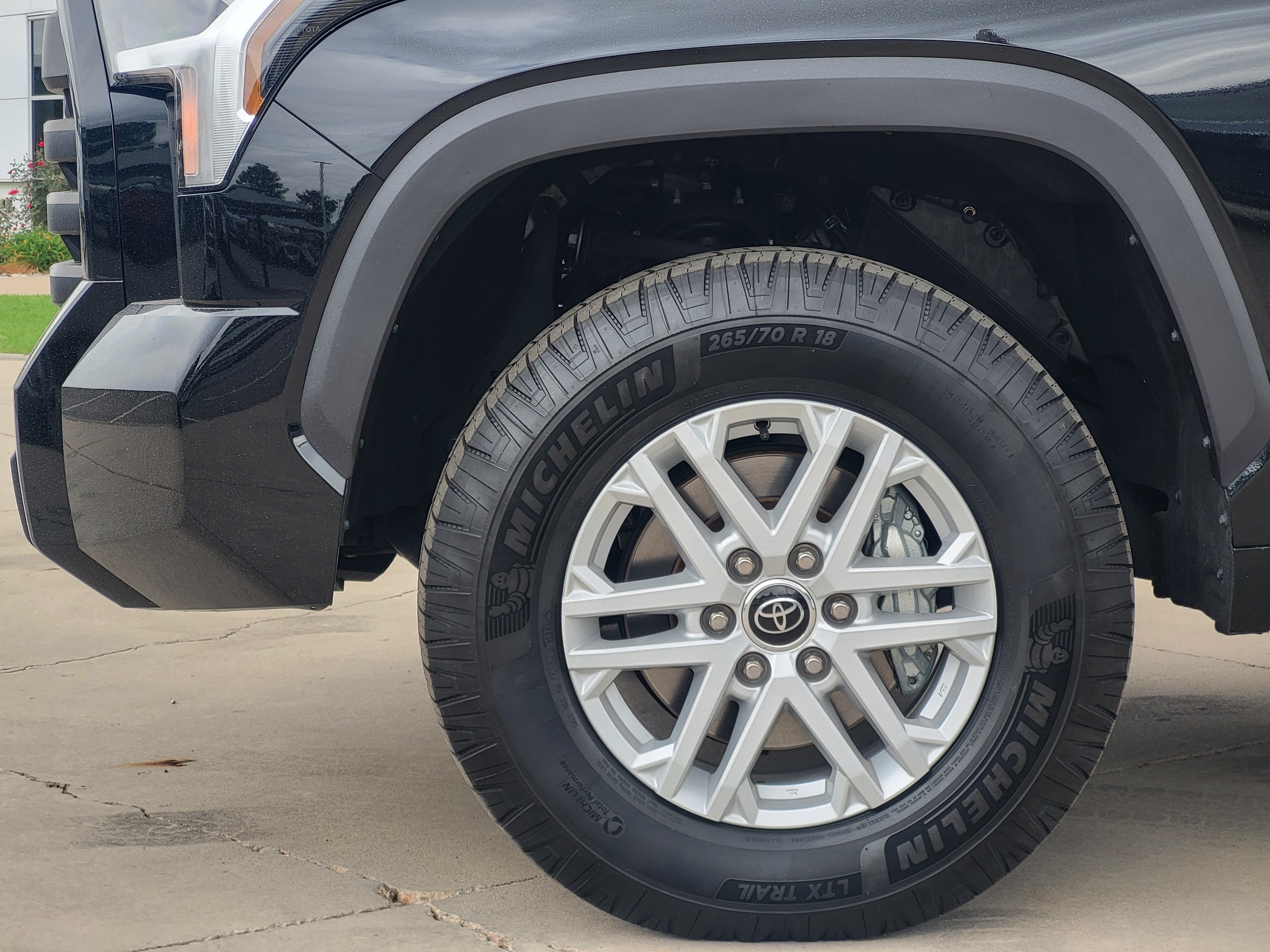 Used 2024 Toyota Tundra SR5 AWD/4WD image 9