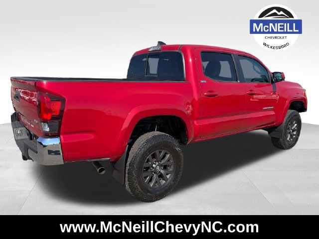 Used 2021 Toyota Tacoma SR5 AWD/4WD image 8