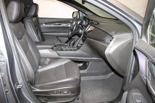 Used 2021 Cadillac XT5 Premium Luxury w/ LPO, Floor Liner Package FWD image 12