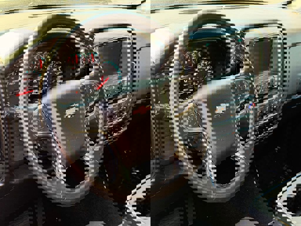 Used 2017 Chevrolet Silverado 1500 LT w/ All Star Edition image 19