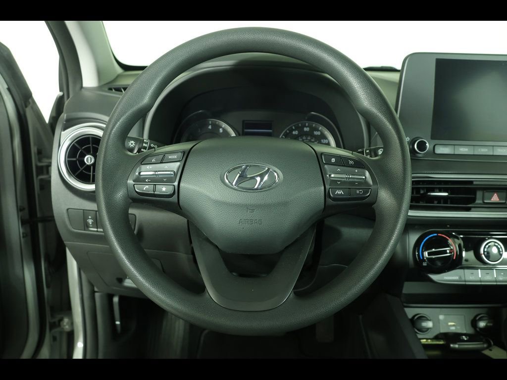 Used 2022 Hyundai Kona SE AWD/4WD image 8