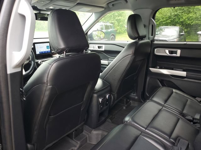 Used 2021 Ford Explorer Limited w/ Hybrid Equipment Group 310A AWD/4WD image 31