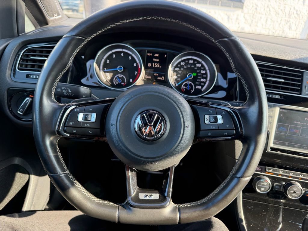 Used 2017 Volkswagen Golf R 4-Door AWD/4WD image 39