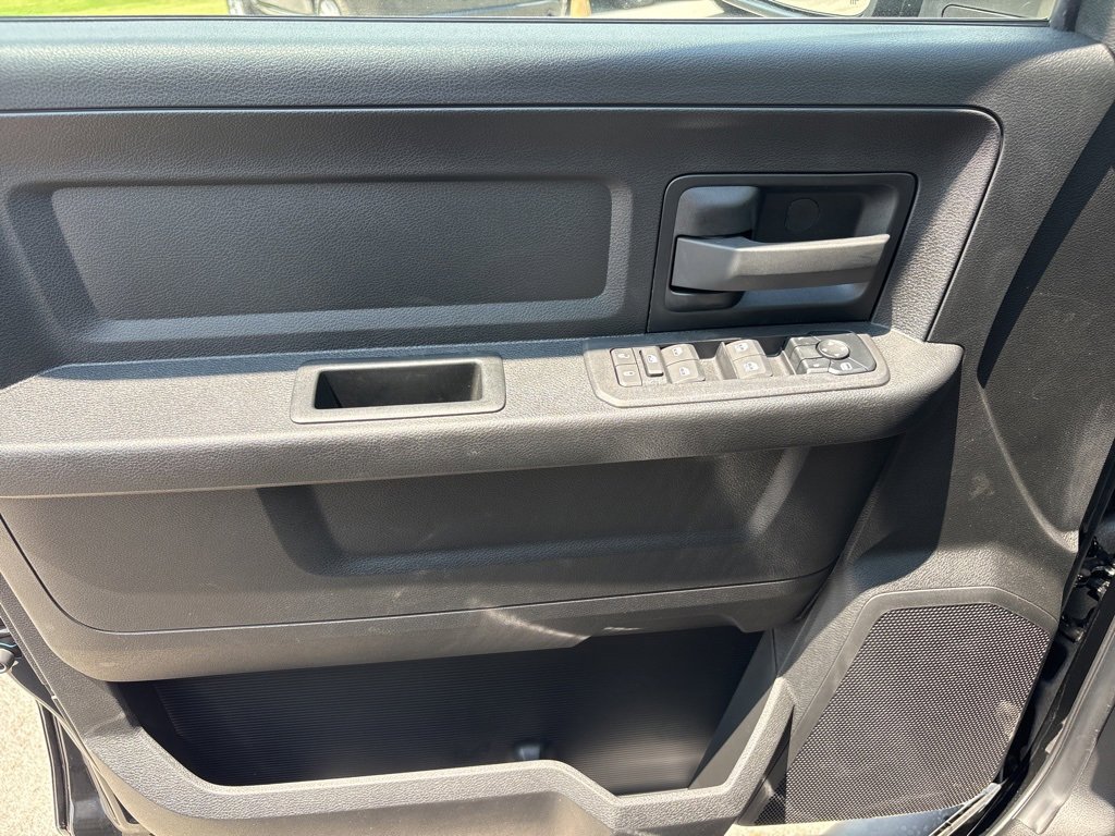 New 2025 RAM 2500 Tradesman image 25