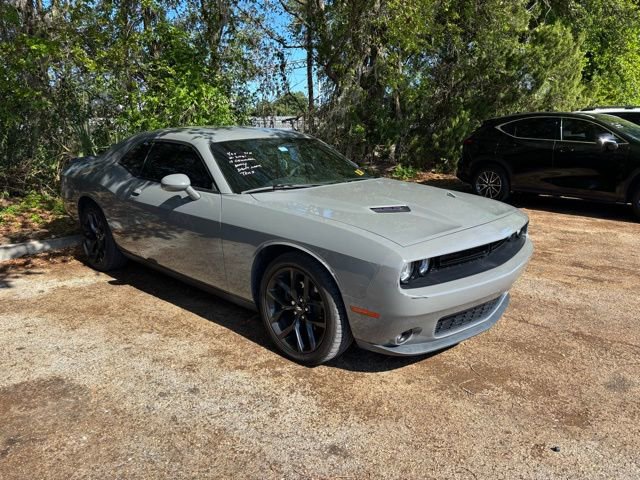 Used 2019 Dodge Challenger SXT w/ Blacktop Package RWD image 7
