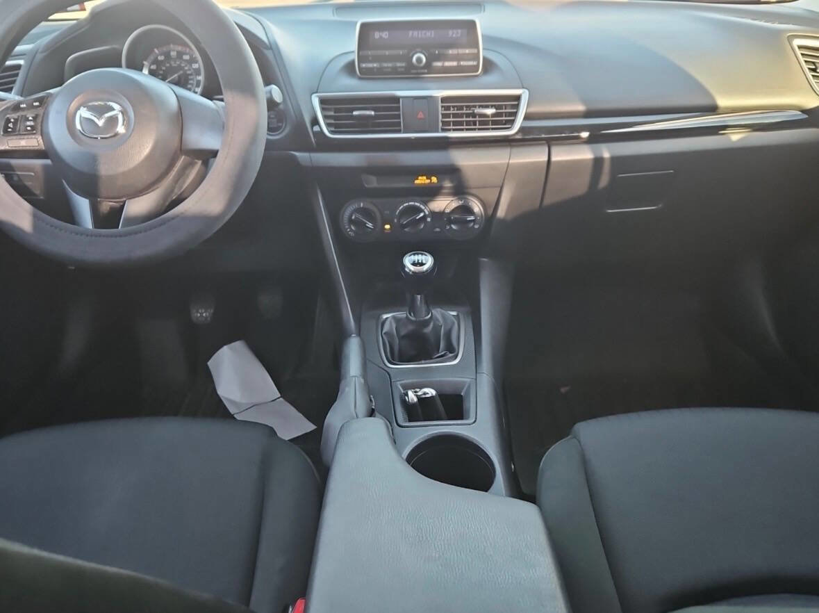 Used 2015 MAZDA MAZDA3 i SV image 6
