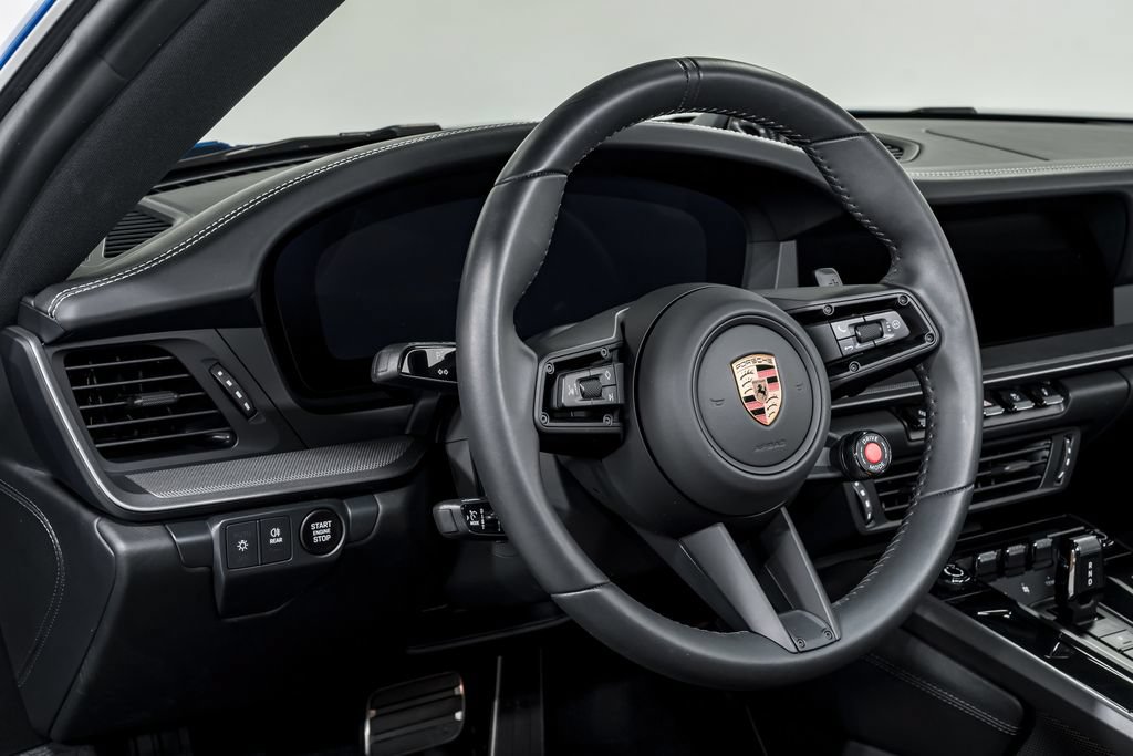 Used 2025 Porsche 911 Carrera RWD image 14