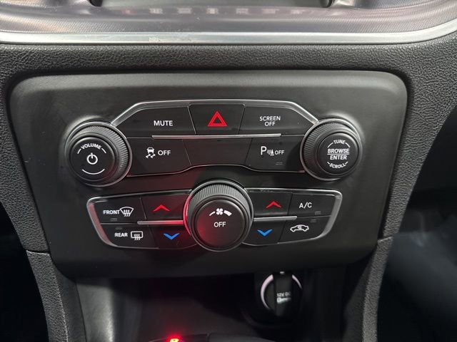 Used 2021 Dodge Charger SXT image 19