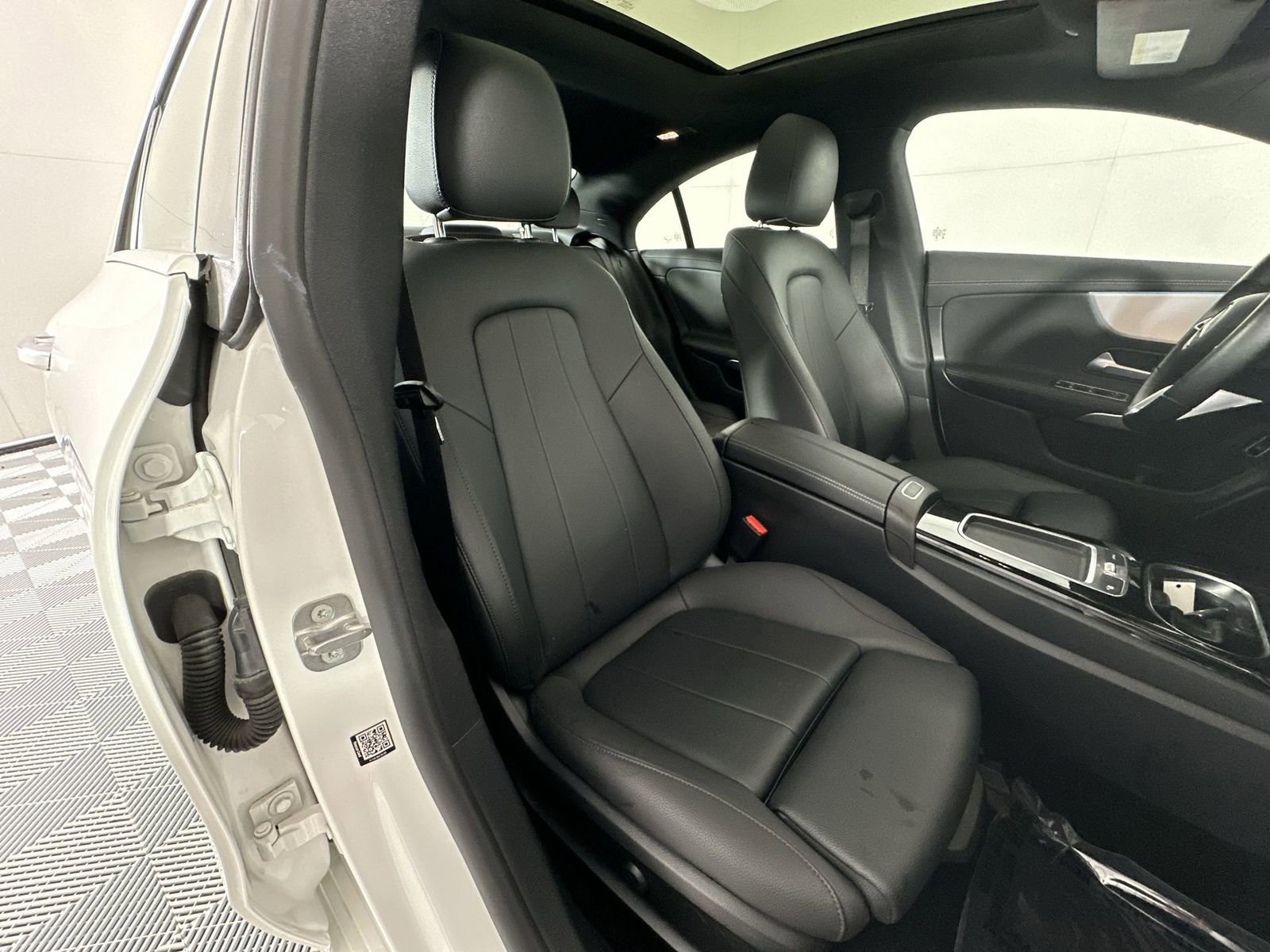 Used 2025 Mercedes-Benz CLA 250 4MATIC image 26