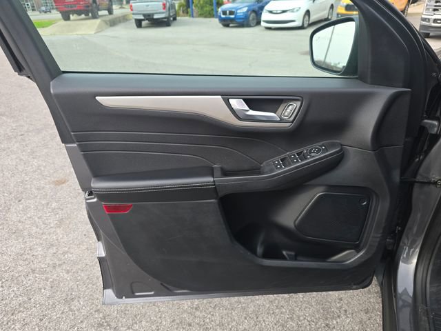 Used 2021 Ford Escape SE w/ Cold Weather Package image 12