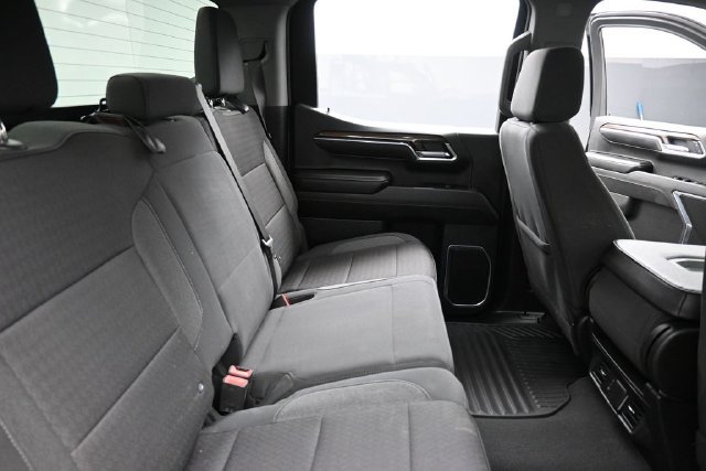 Used 2023 Chevrolet Silverado 1500 LT AWD/4WD image 29