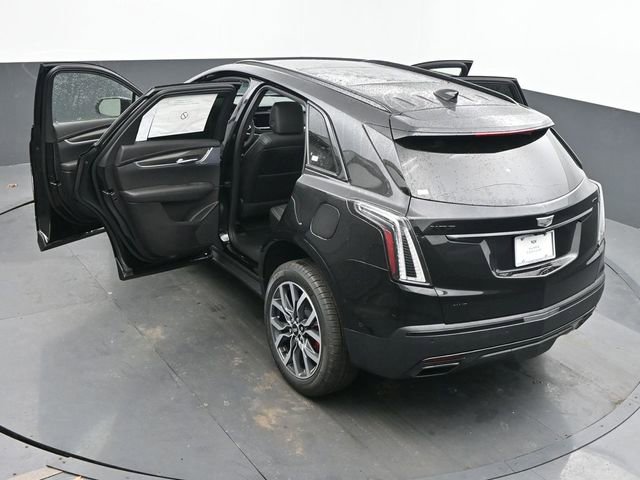 New 2026 Cadillac XT5 Sportv w/ LPO, Onyx Lite Package AWD/4WD image 58