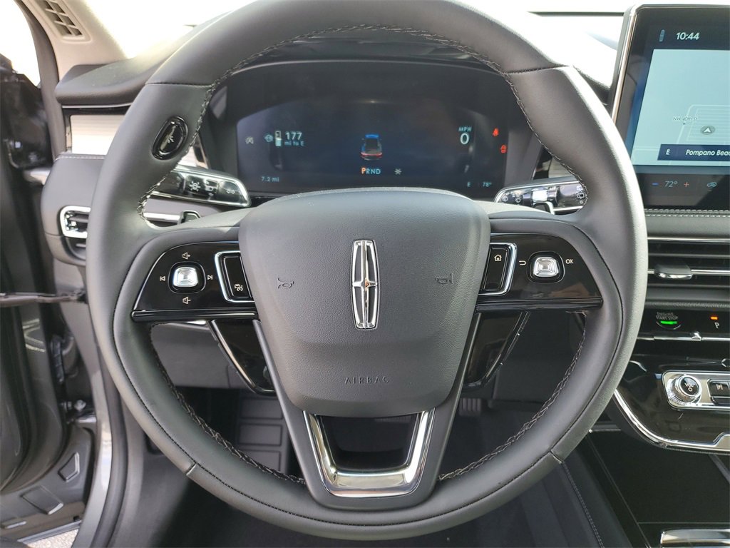 New 2026 Lincoln Corsair Premiere image 23