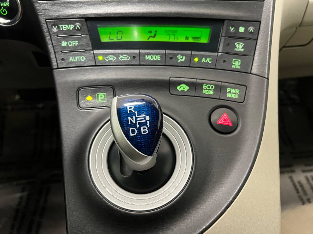 Used 2010 Toyota Prius Three FWD image 18