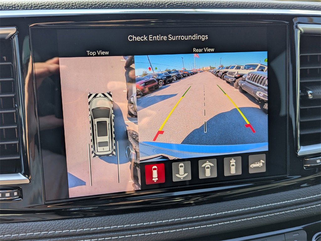 New 2026 Chrysler Pacifica Limited image 26