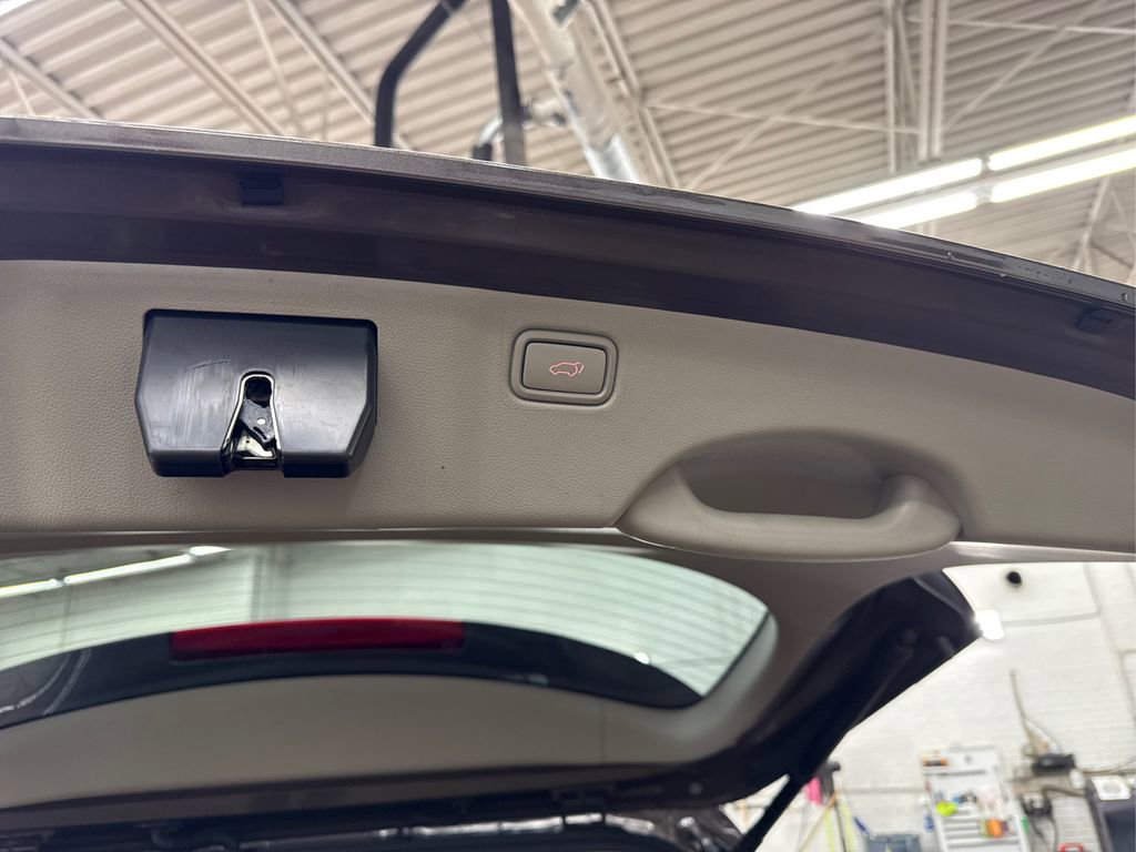 Used 2018 Kia Sedona EX image 15