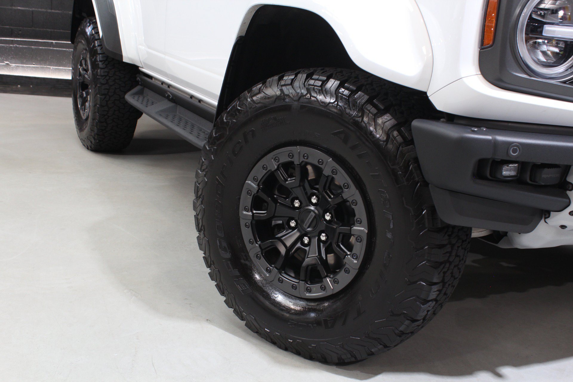 Used 2024 Ford Bronco Raptor w/ Interior Carbon Fiber Pack 6 AWD/4WD image 23
