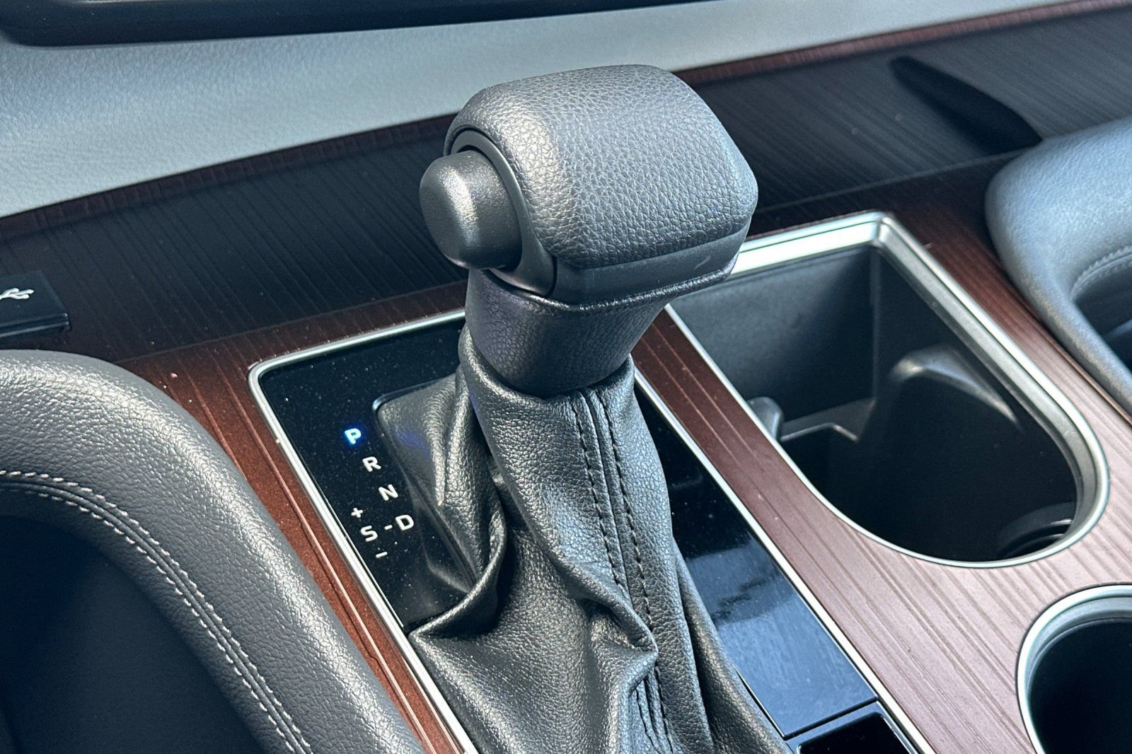 Certified 2023 Toyota Sienna LE image 23