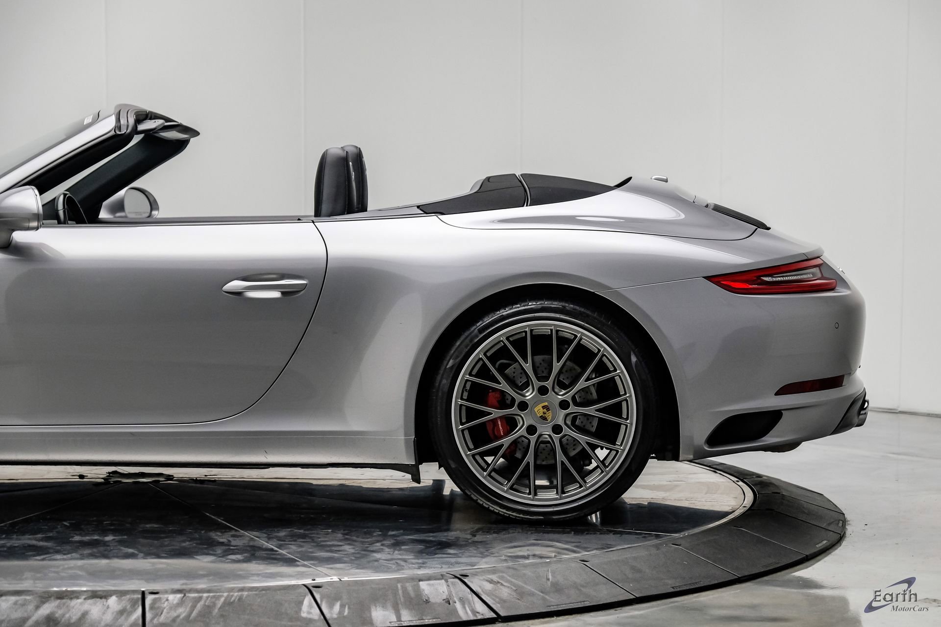 Used 2019 Porsche 911 Carrera S RWD image 11