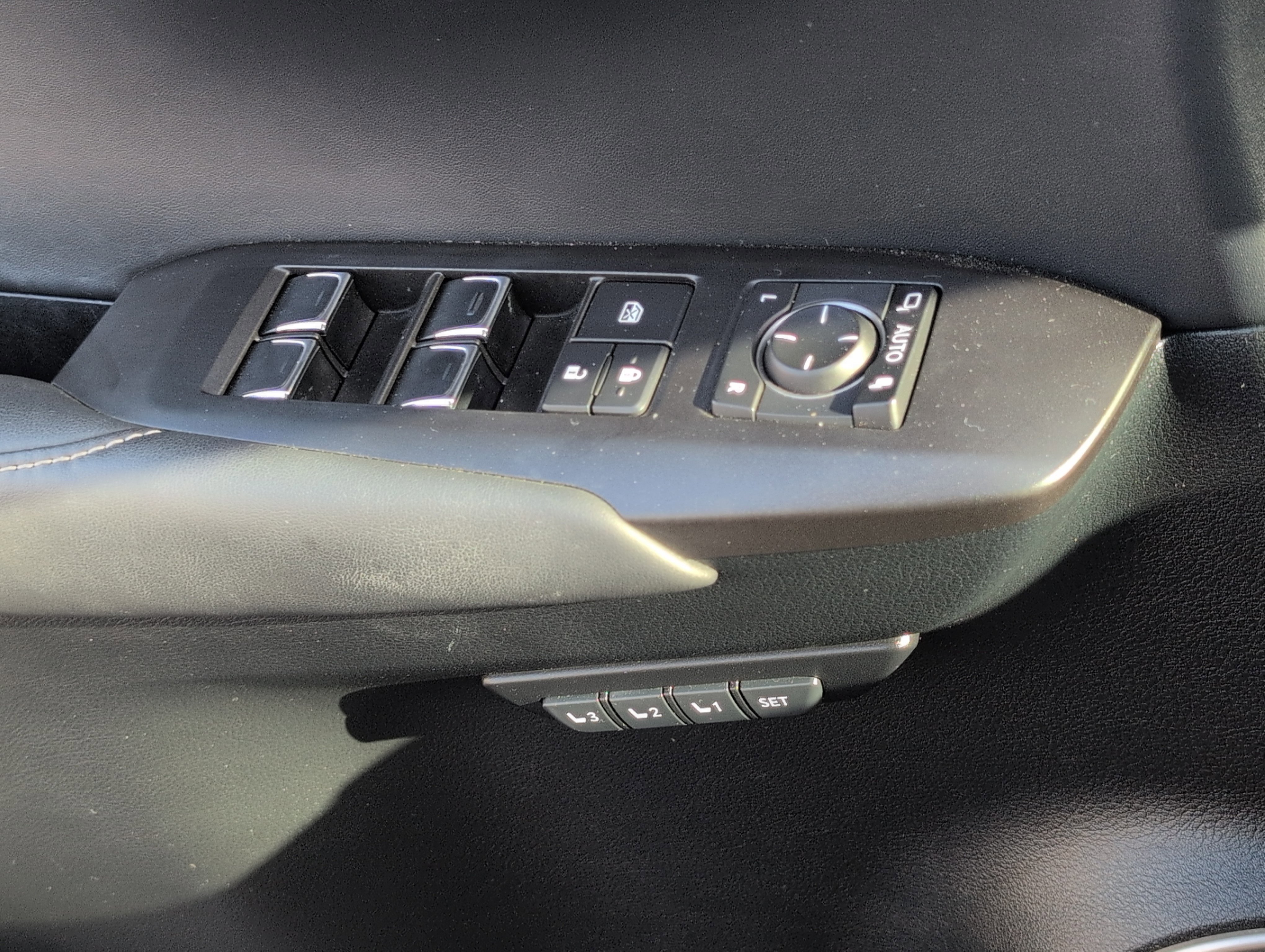 Used 2021 Lexus NX 300 F Sport w/ F Sport Premium Package FWD image 16