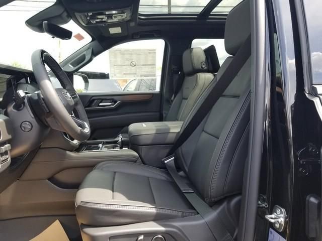 New 2026 GMC Yukon Denali AWD/4WD image 7