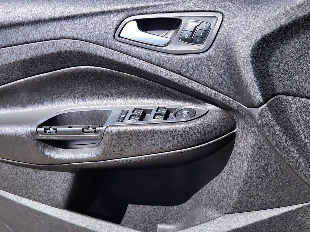 Used 2013 Ford Escape Titanium AWD/4WD image 6