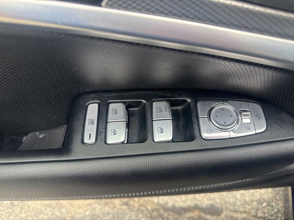 Used 2023 Genesis G70 3.3T AWD/4WD image 18