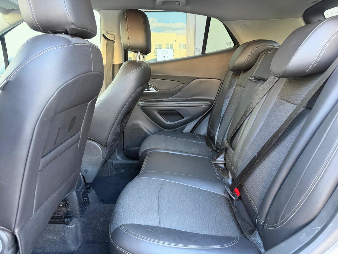 Used 2015 Buick Encore Convenience FWD image 12