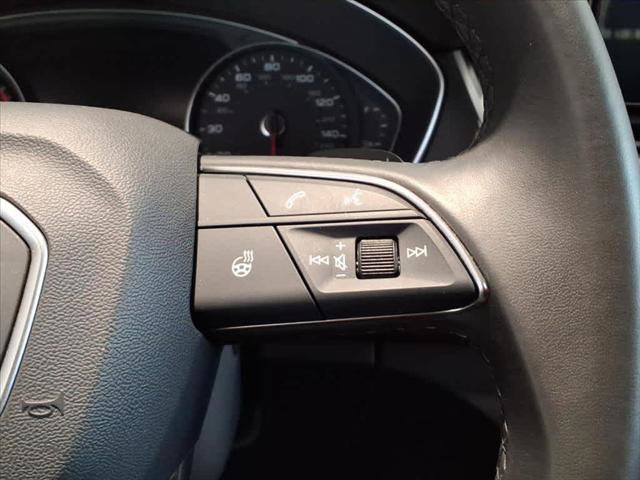 Used 2023 Audi Q5 2.0T Premium image 16