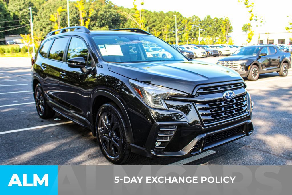 Used 2023 Subaru Ascent Onyx Edition AWD/4WD image 3