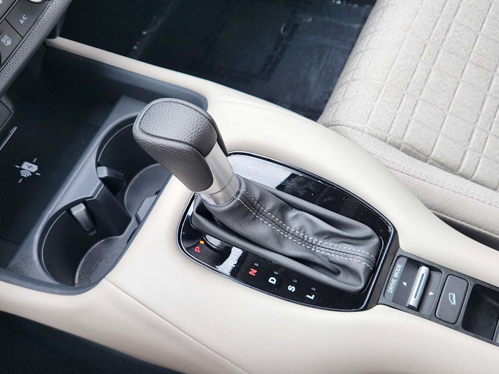 Certified 2026 Honda HR-V LX image 19