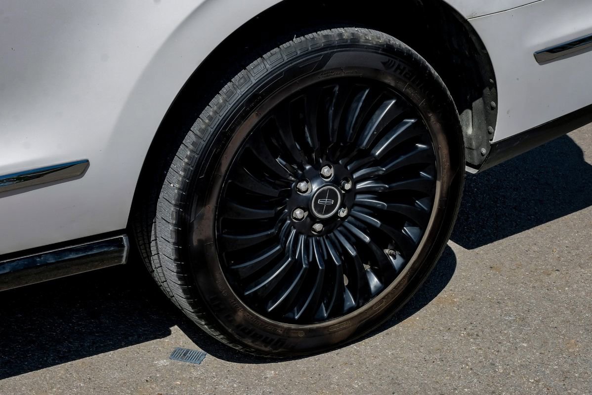 Used 2018 Lincoln Navigator Black Label image 64