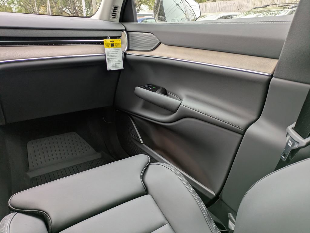 Certified 2025 Volvo EX90 Ultra w/ Protection Package Premier image 24