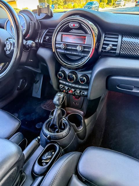 Used 2016 MINI Cooper S image 30