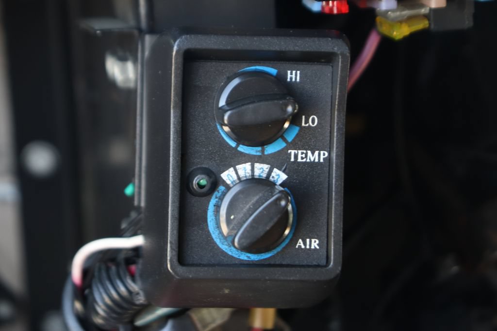 Used 2019 Ford E-450 and Econoline 450 Super Duty RWD image 19