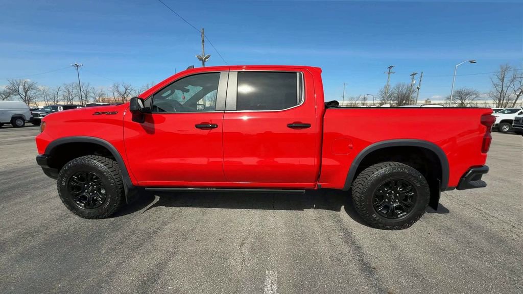 Used 2023 Chevrolet Silverado 1500 ZR2 w/ Technology Package image 5