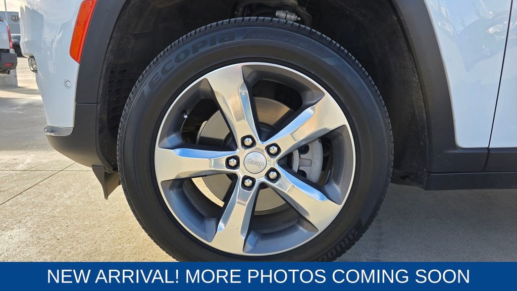 Used 2022 Jeep Grand Cherokee L Limited w/ Luxury Tech Group II image 10