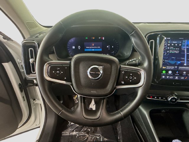 Used 2026 Volvo XC40 B5 Plus AWD/4WD image 12