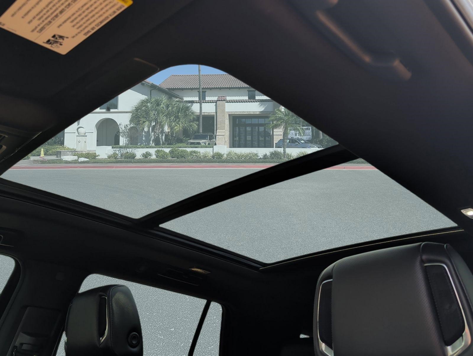 Used 2021 Cadillac Escalade Premium Luxury image 22