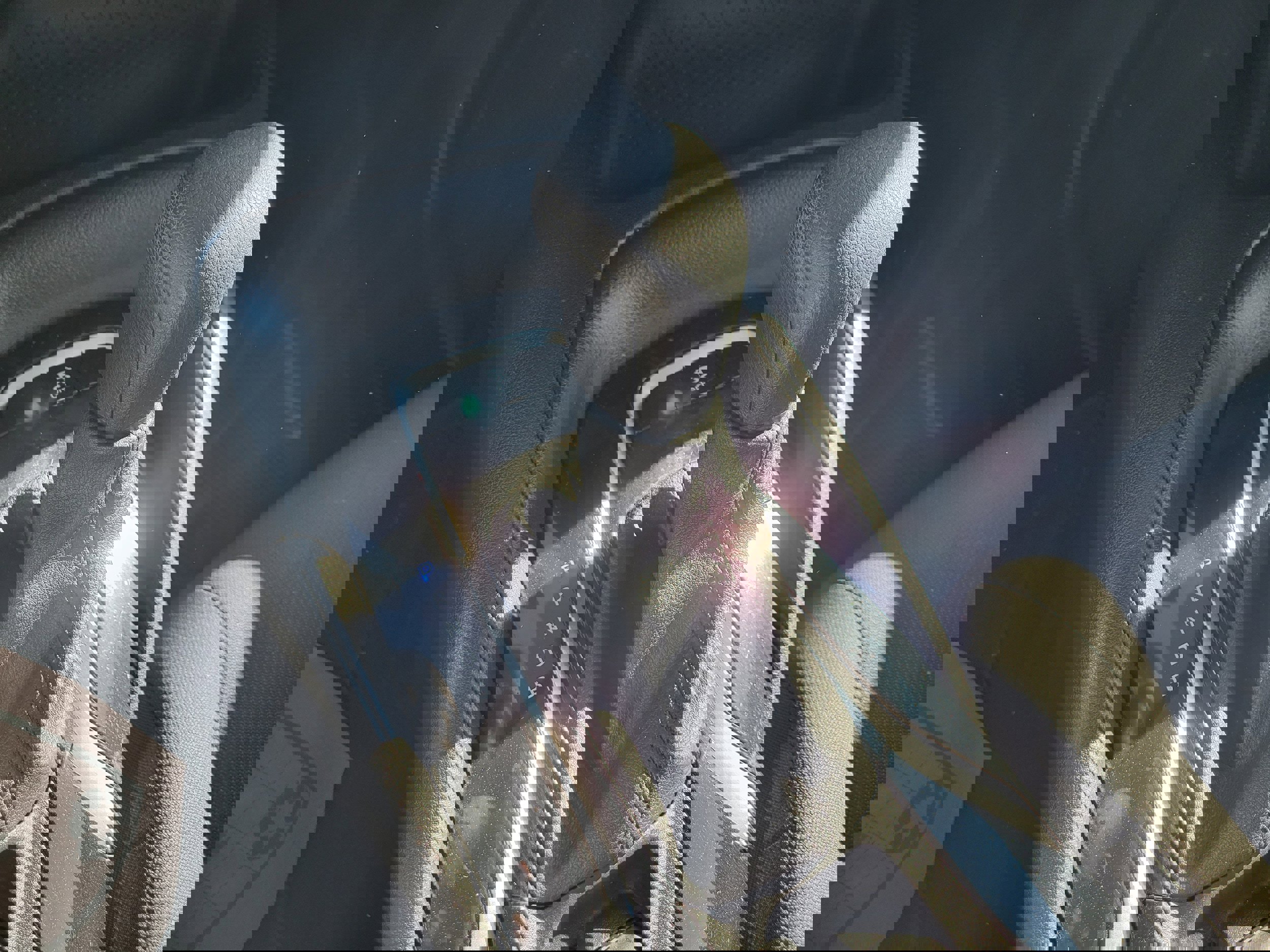 Used 2020 Toyota Corolla LE image 19