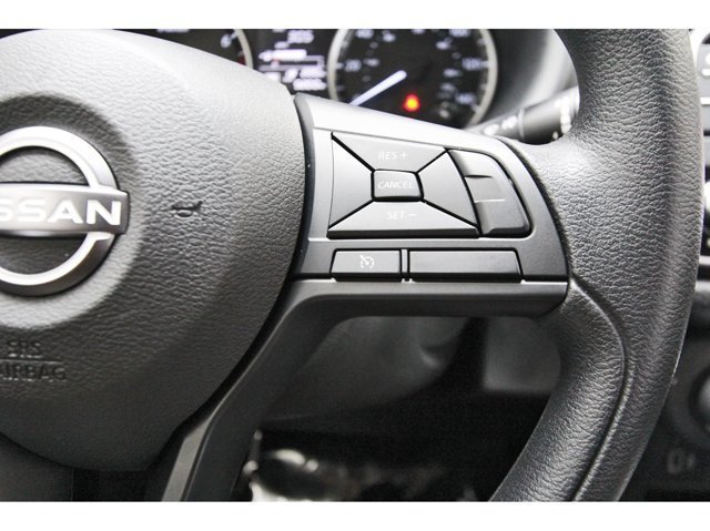 Certified 2025 Nissan Kicks Play S FWD image 18