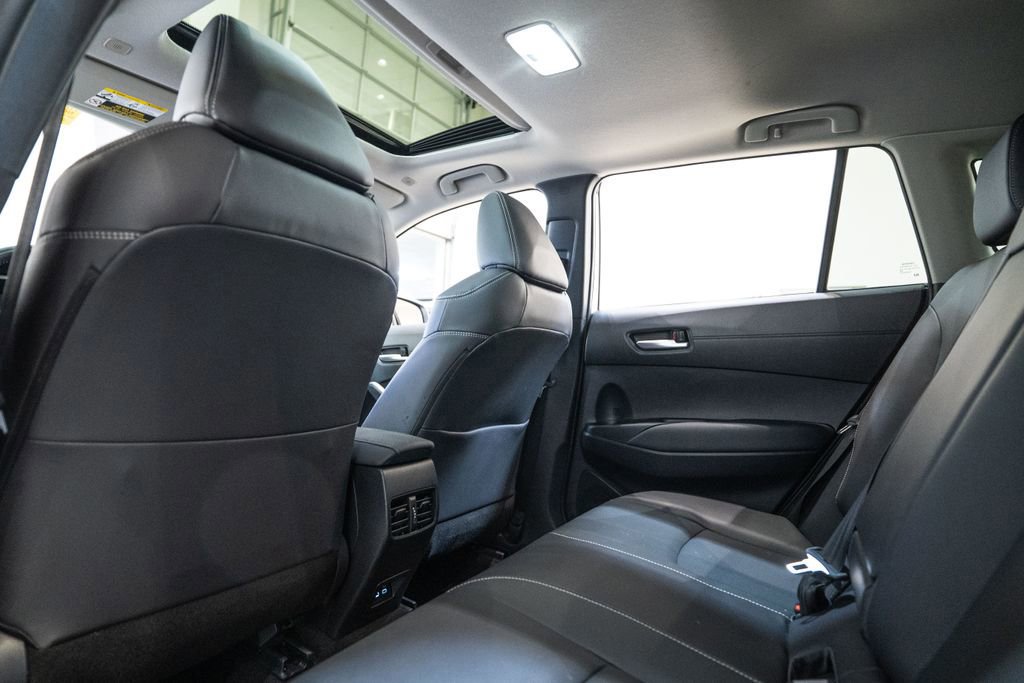 Used 2023 Toyota Corolla Cross XLE w/ Convenience Package image 29