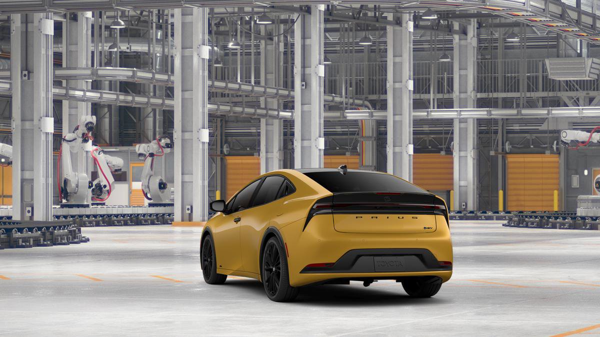 New 2026 Toyota Prius AWD image 7