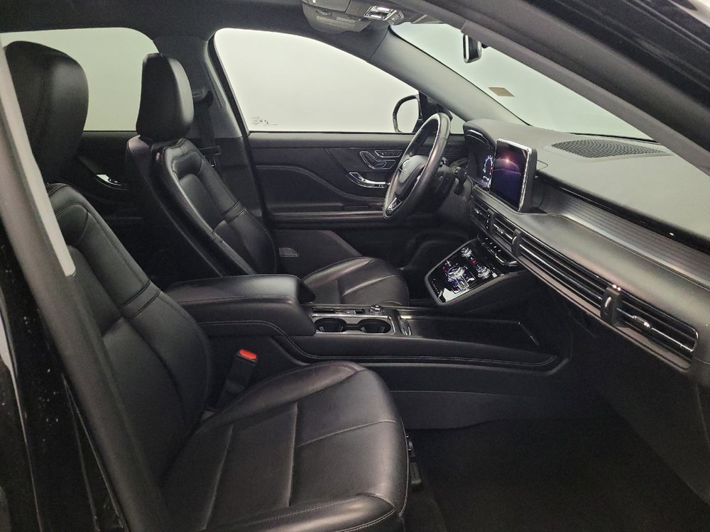 Used 2022 Lincoln Corsair AWD w/ Premium Package image 21