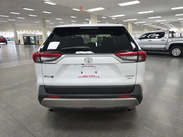 Used 2023 Toyota RAV4 Limited image 4