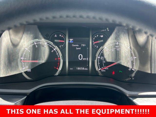 Used 2024 Toyota 4Runner Limited AWD/4WD image 19