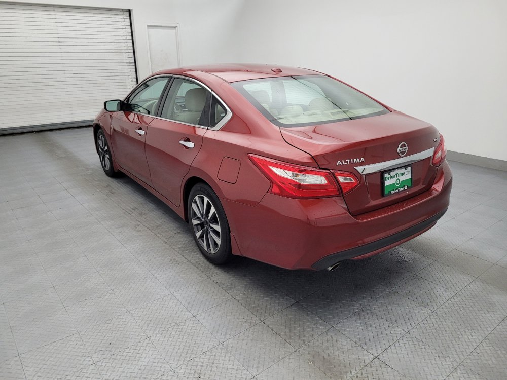 Used 2016 Nissan Altima 2.5 SV FWD image 5