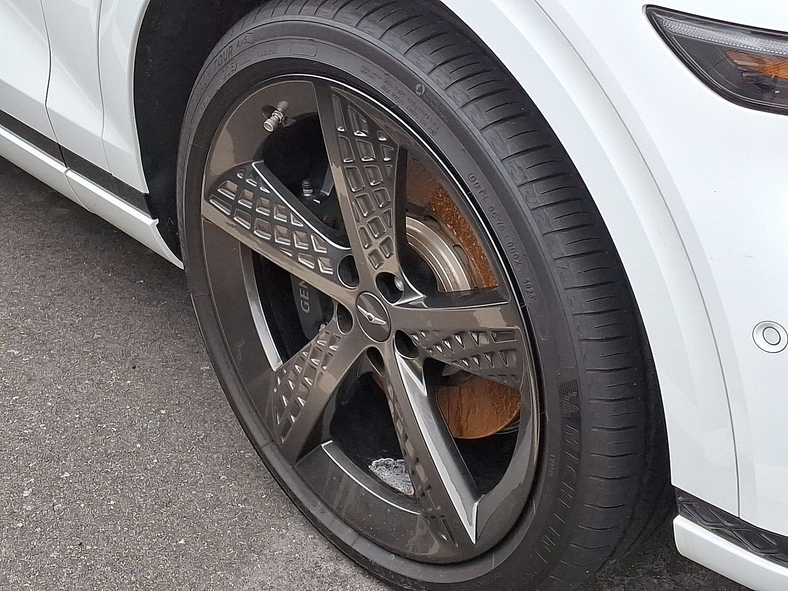 Certified 2025 Genesis GV70 3.5T Sport w/ Sport Advanced Package image 10