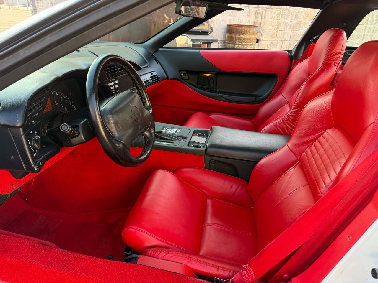 Used 1996 Chevrolet Corvette Coupe RWD image 6