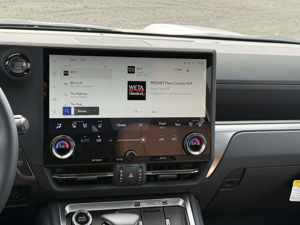 New 2026 Lexus GX 550 AWD/4WD image 10